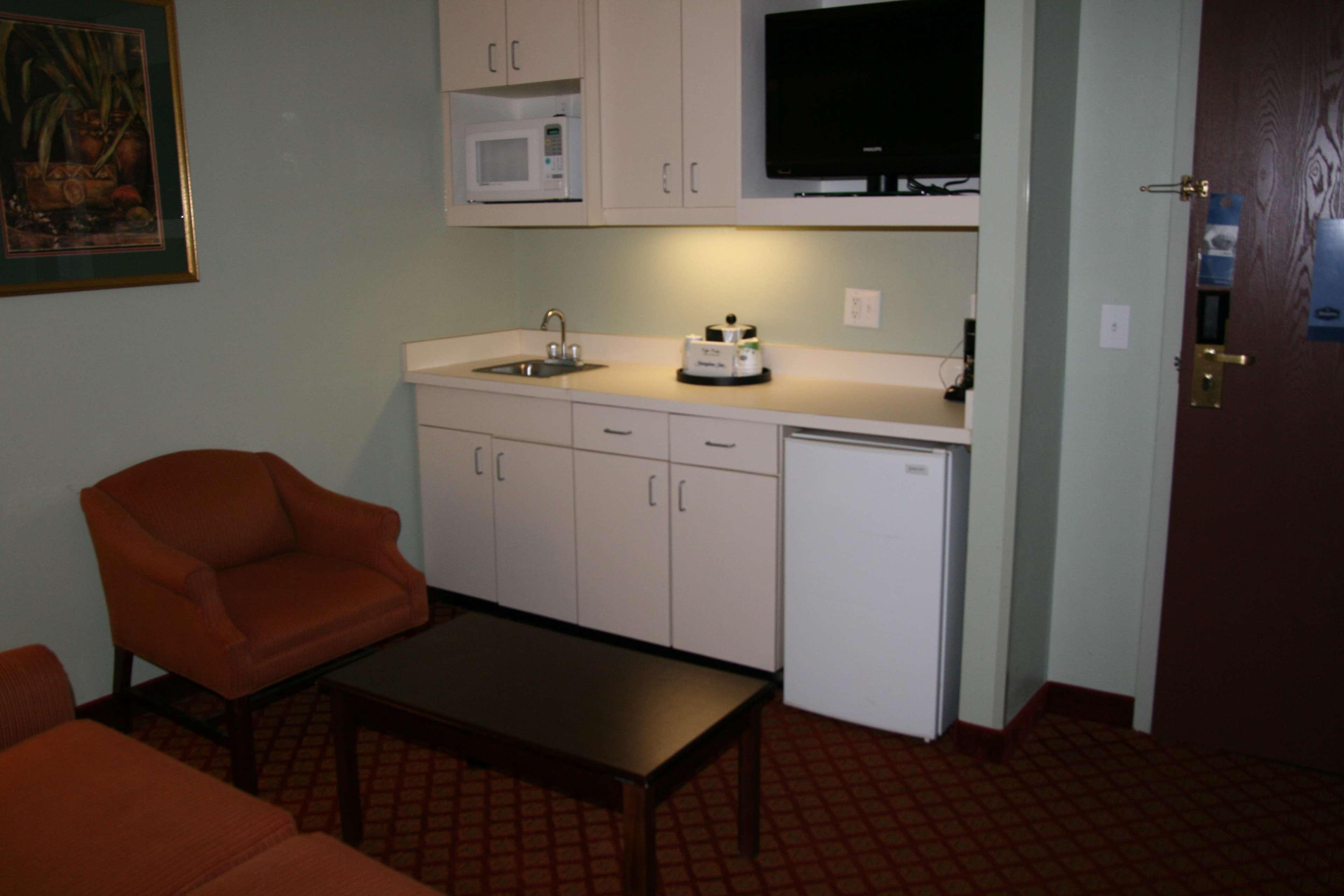 Hampton Inn - Гіллсвілль Екстер'єр фото