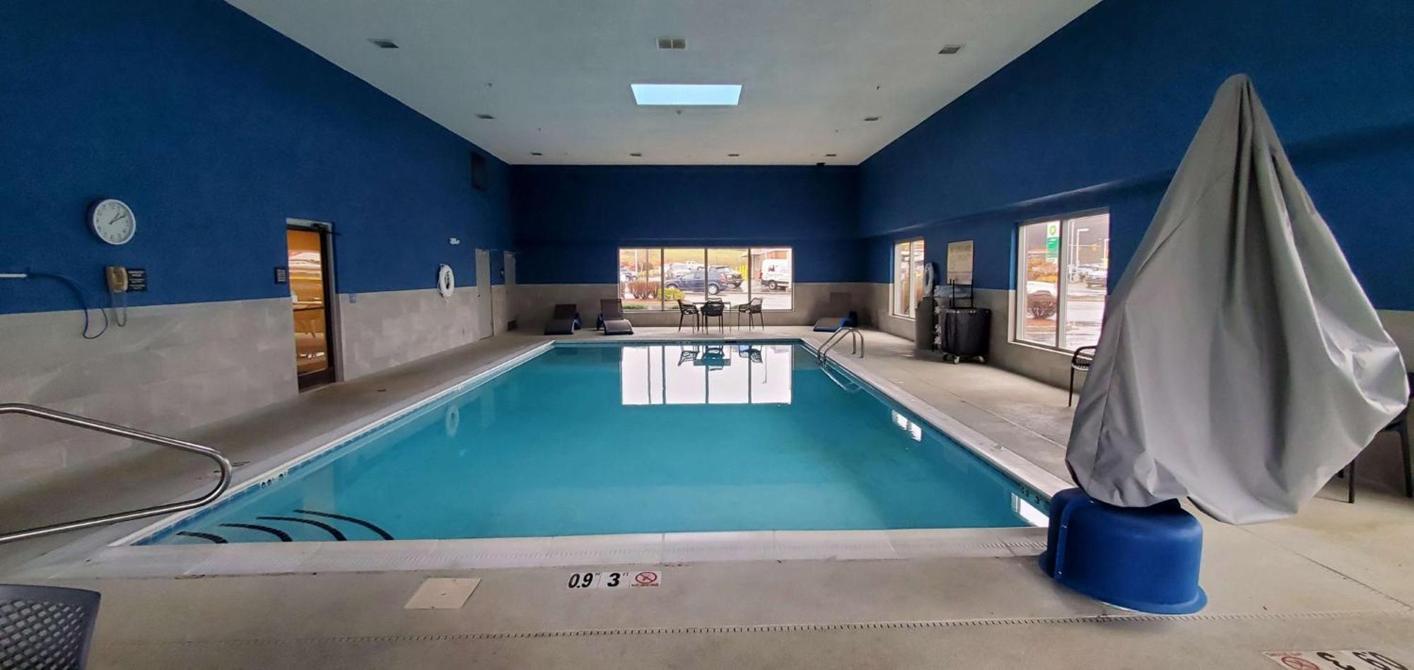 Hampton Inn - Гіллсвілль Екстер'єр фото