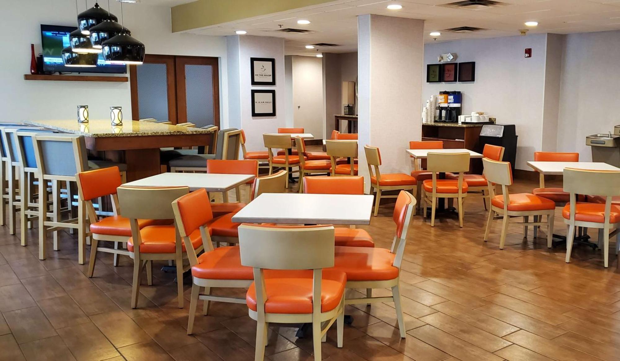 Hampton Inn - Гіллсвілль Екстер'єр фото
